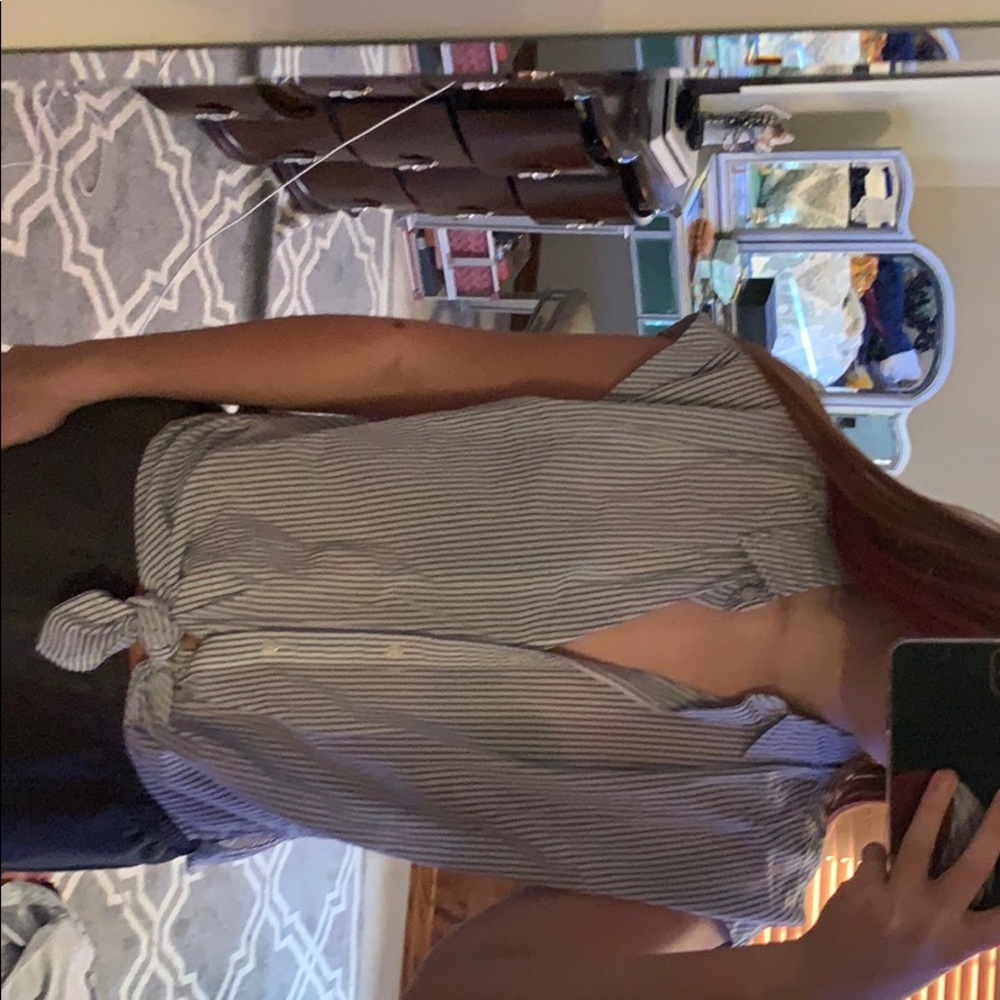A&F Sleeveless Top